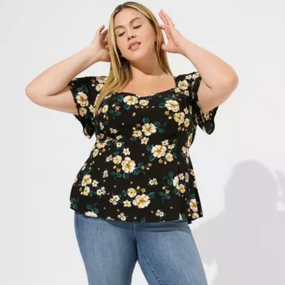 torrid Tops - Torrid Flutter Sleeve Floral Peplum Top